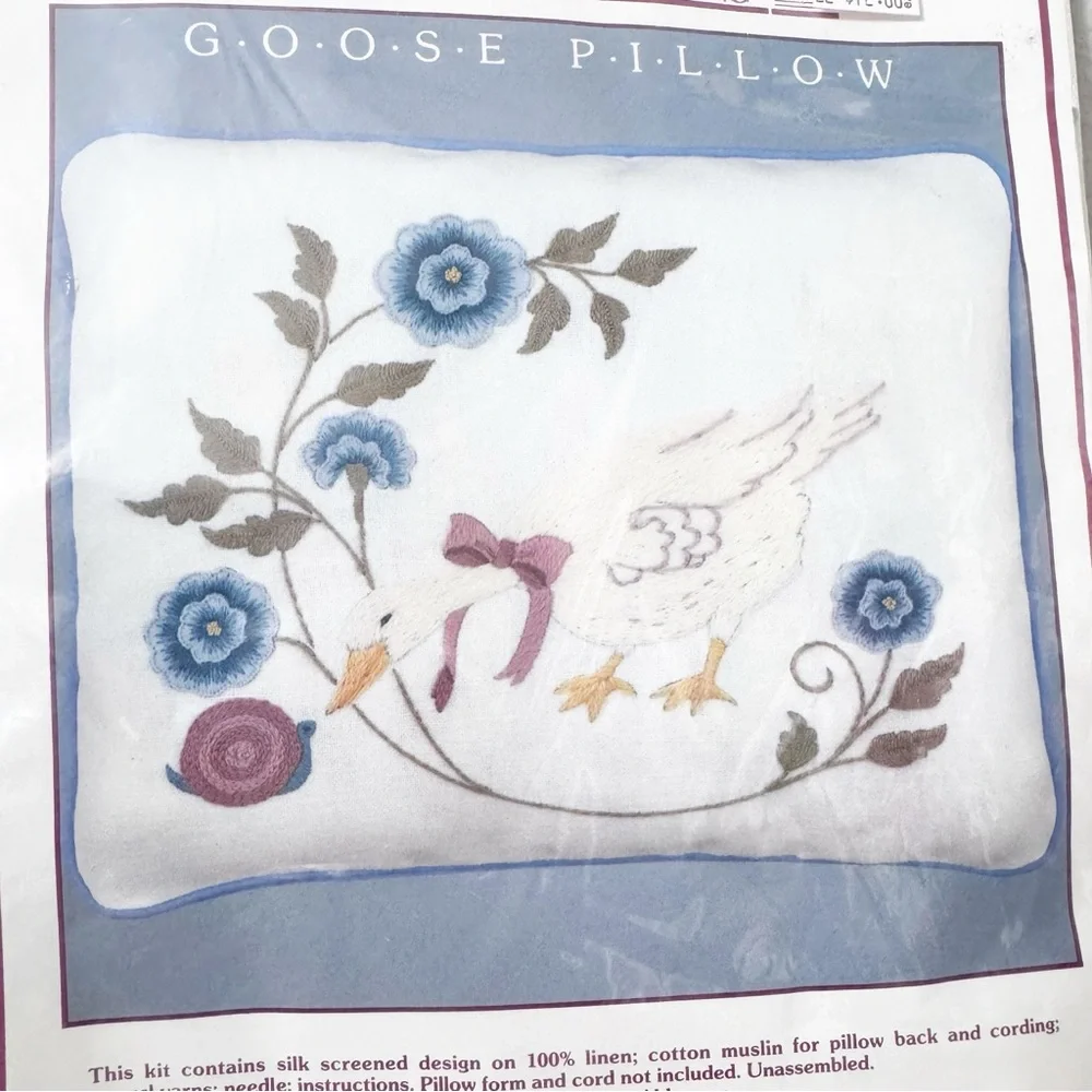 Cathy Needlecraft Goose Pillow Kit - Blue and White